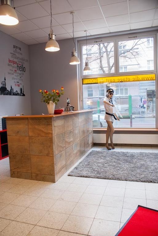 Hostel Die Etage East Berlin Exterior foto